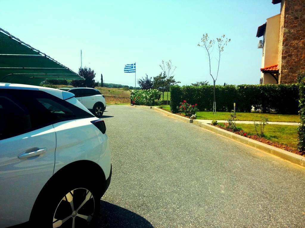 S4Sani Villa Sani  Rum bild